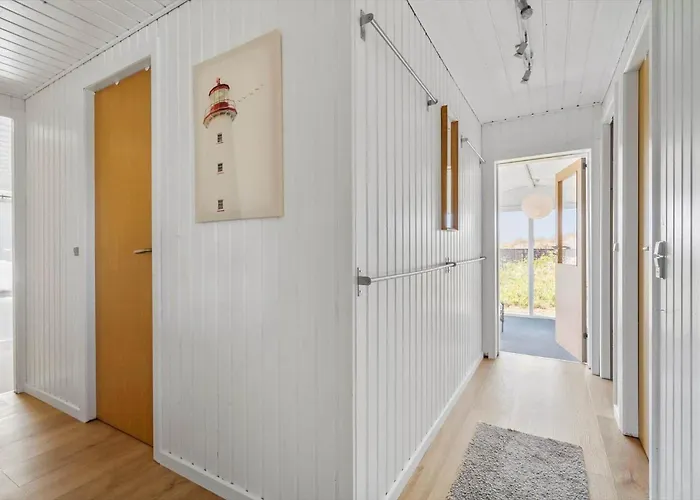 512-hvide-sande-hareklit-3 *